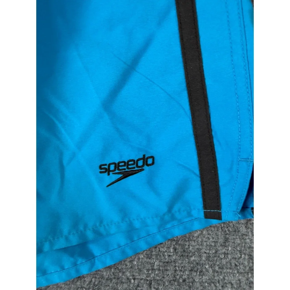 Speedo dive into